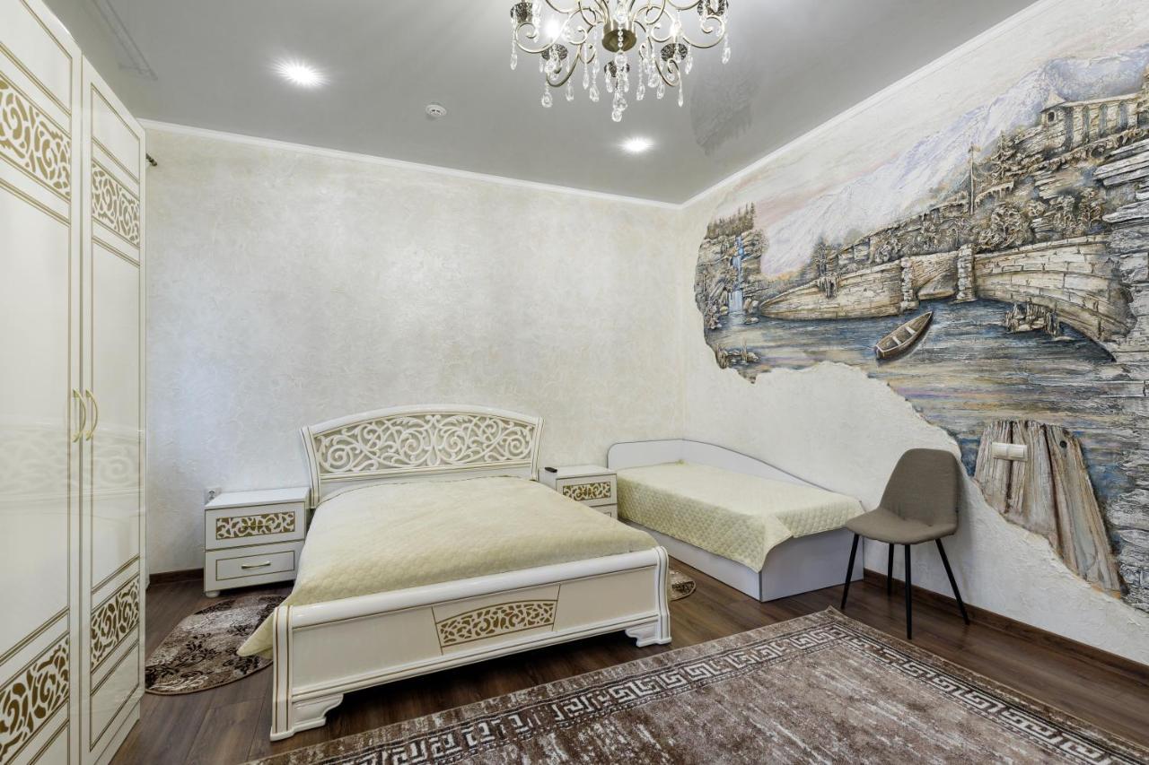Апартаменти в Старому Місті Sweet House Кам'янець-Подільский Екстер'єр фото