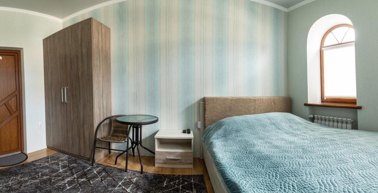 Апартаменти в Старому Місті Sweet House Кам'янець-Подільский Екстер'єр фото