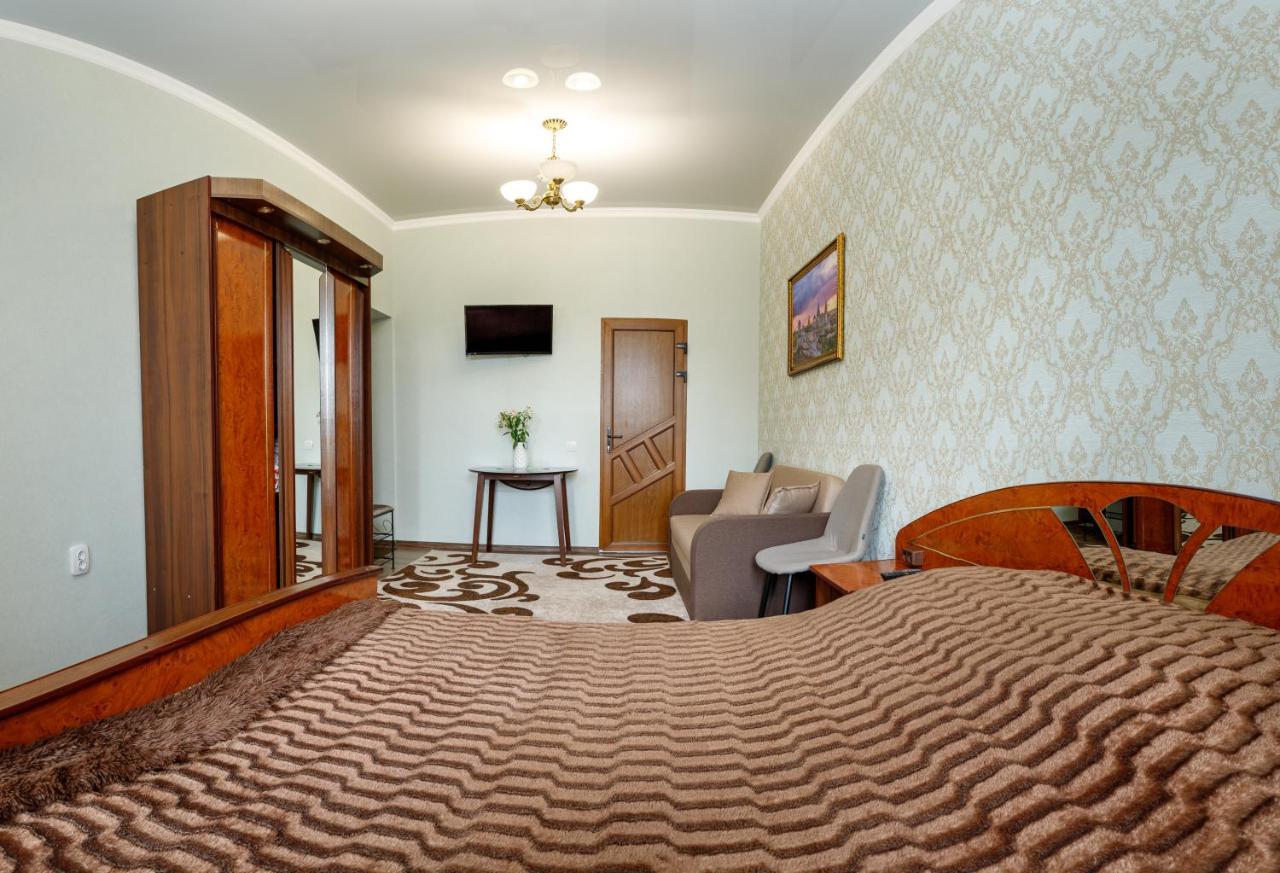 Апартаменти в Старому Місті Sweet House Кам'янець-Подільский Екстер'єр фото